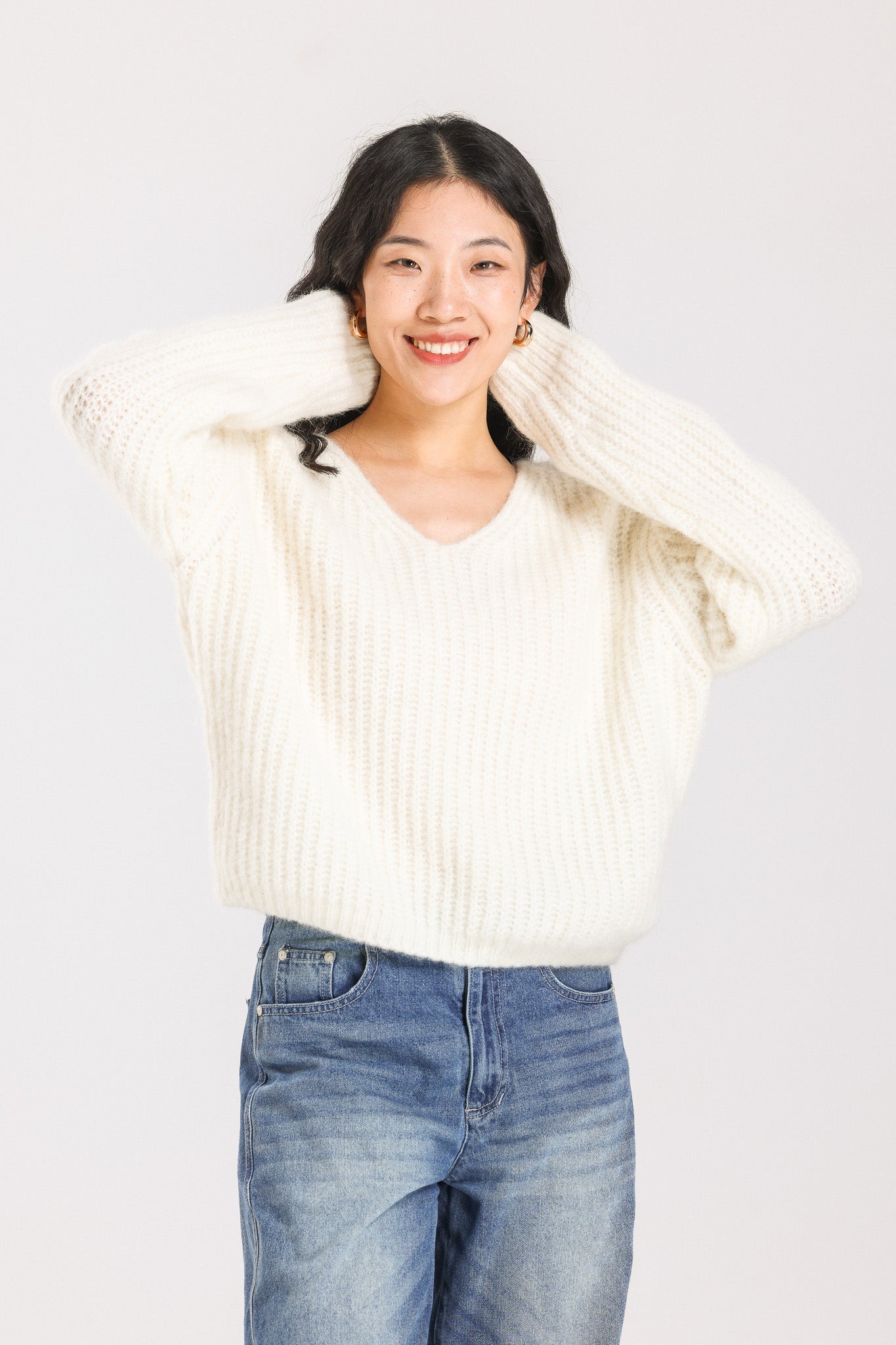 Immy V-neck Basic Alpaca wool  Knit Jumper - White