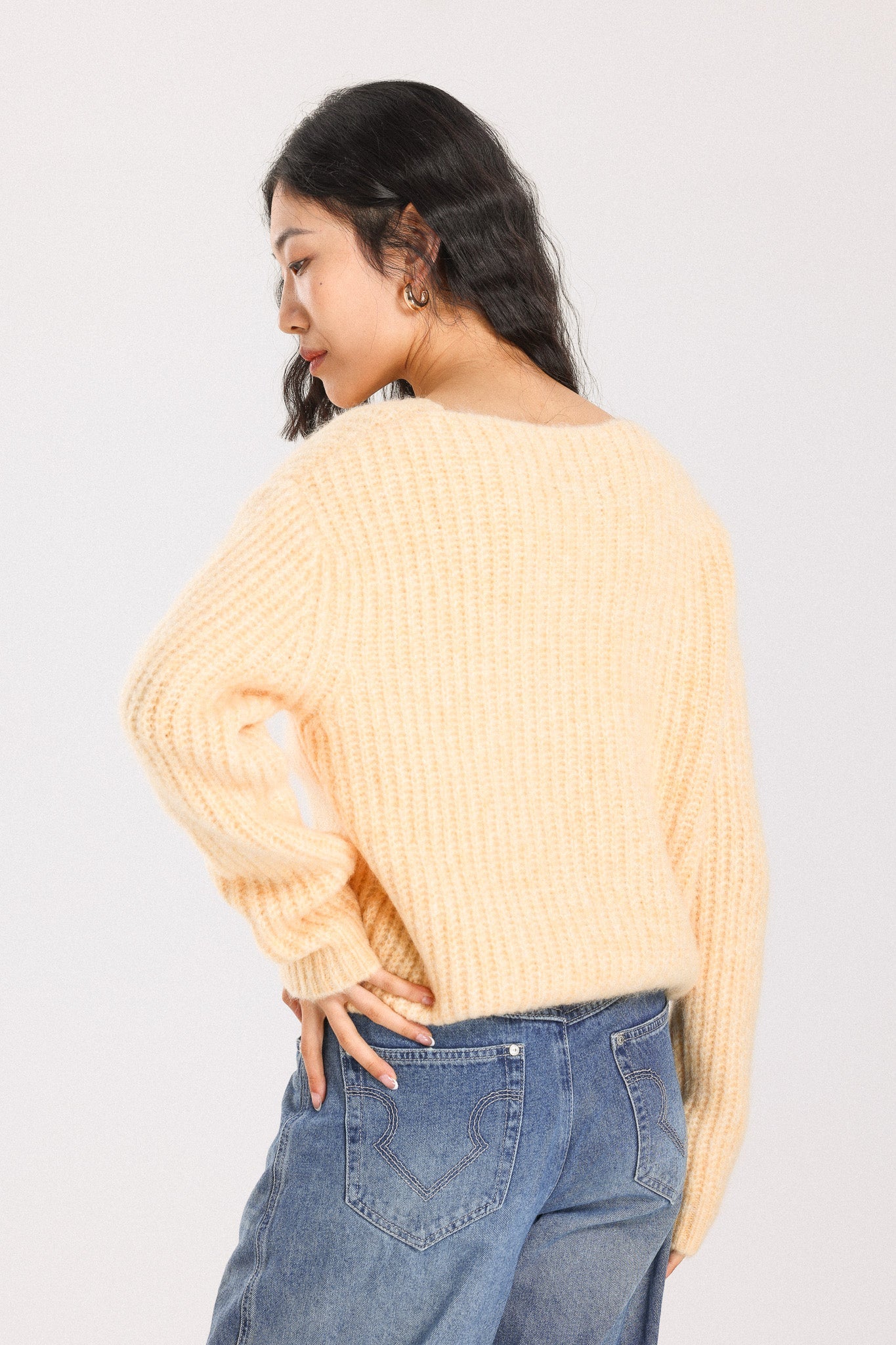 Immy V-neck Basic Alpaca Wool Knit Jumper - Yellow