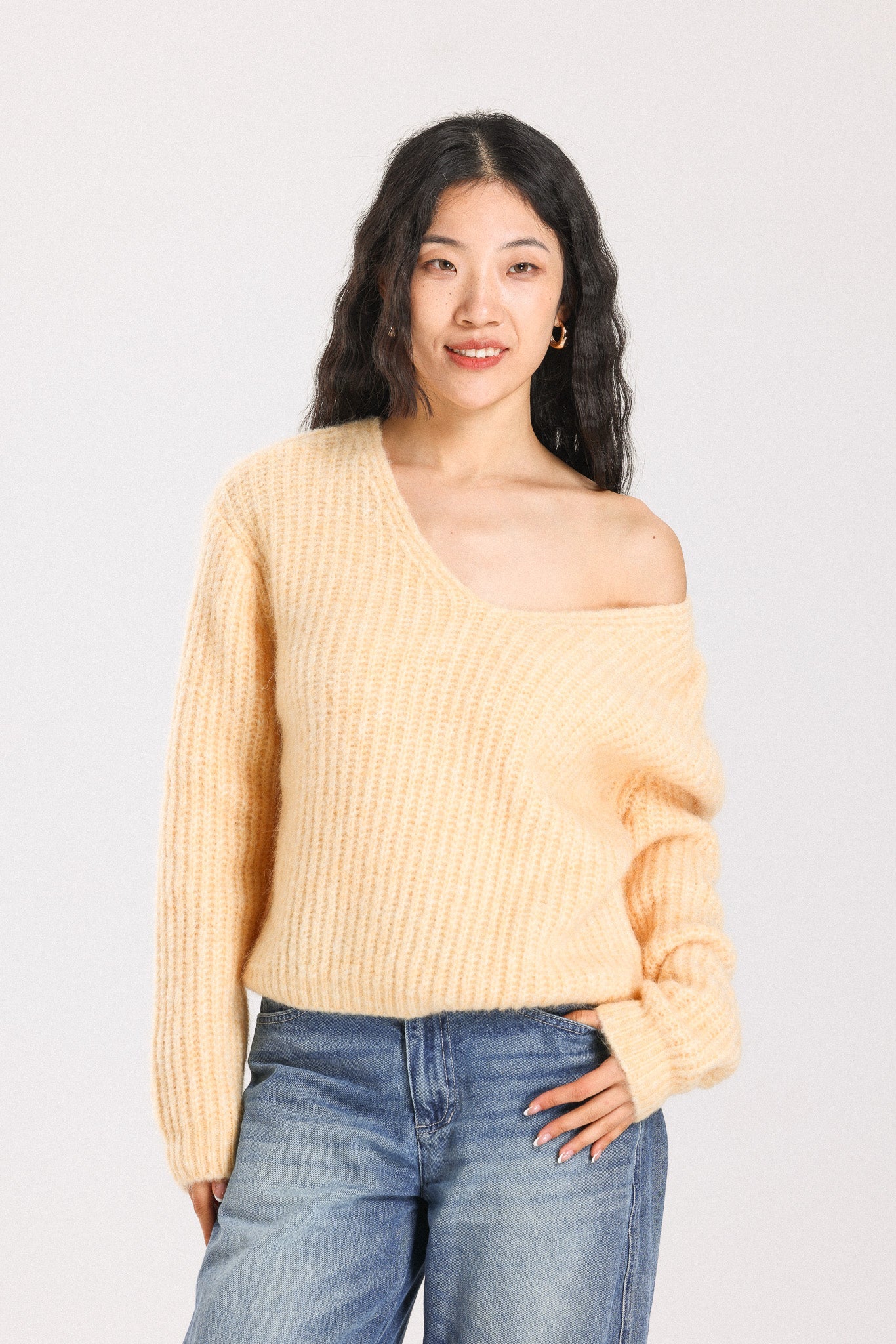 Immy V-neck Basic Alpaca Wool Knit Jumper - Yellow