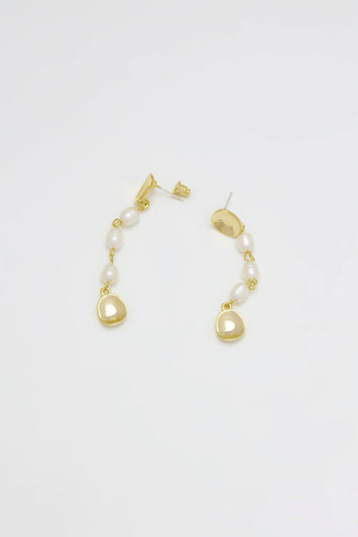 Aithne Asymmetric Long Pearl Drop Earrings