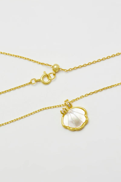 Dream Mother of Pearl Shell Gold Necklace