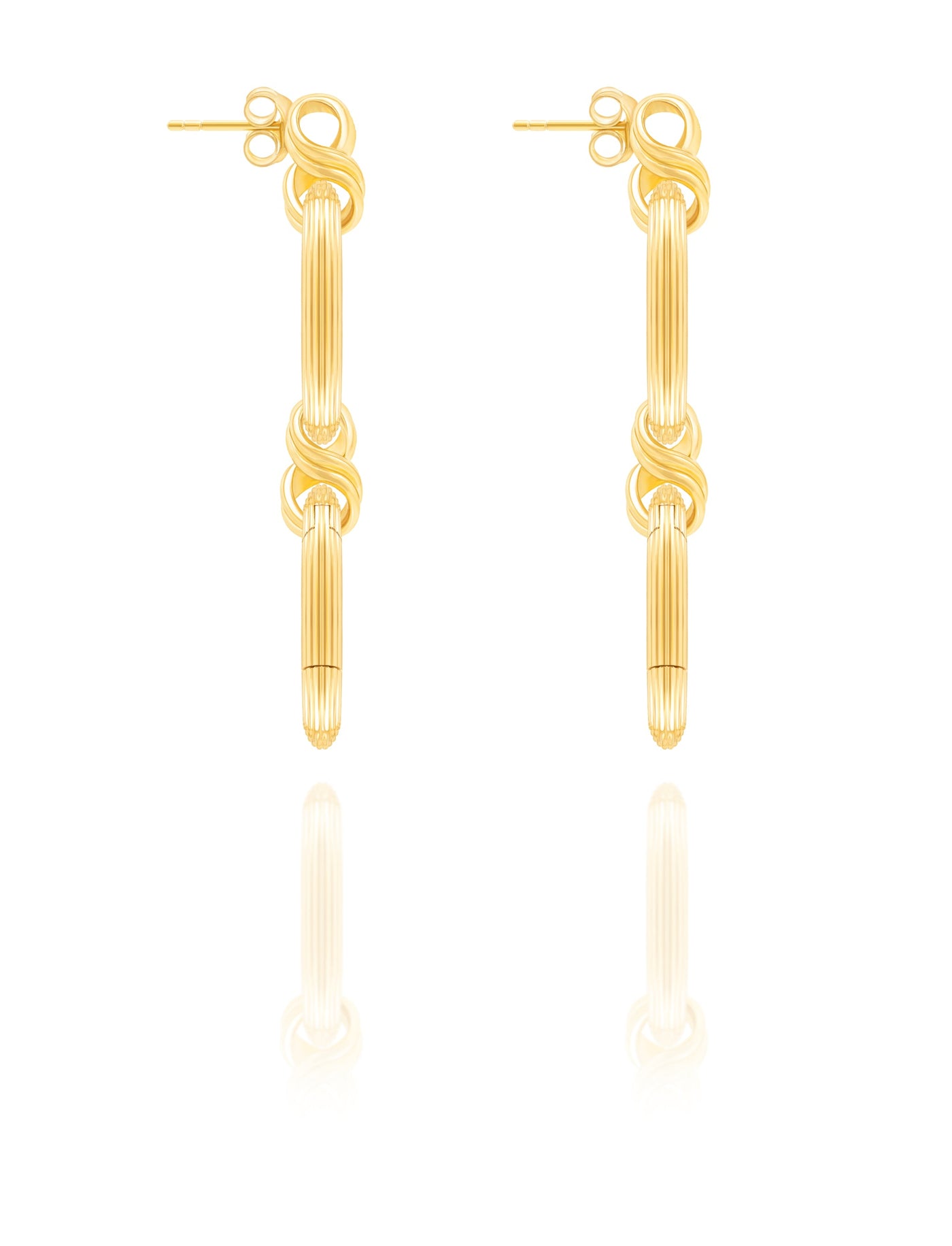 The lustrous kingdom earrings