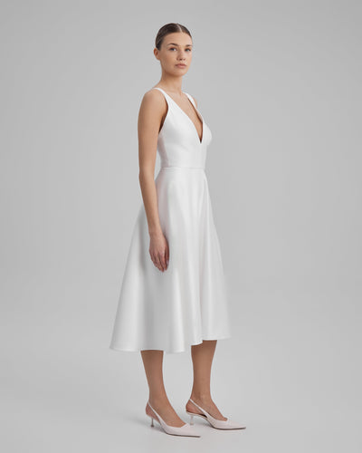 CORA DRESS | V neck midi in white