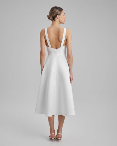 CORA DRESS | V neck midi in white