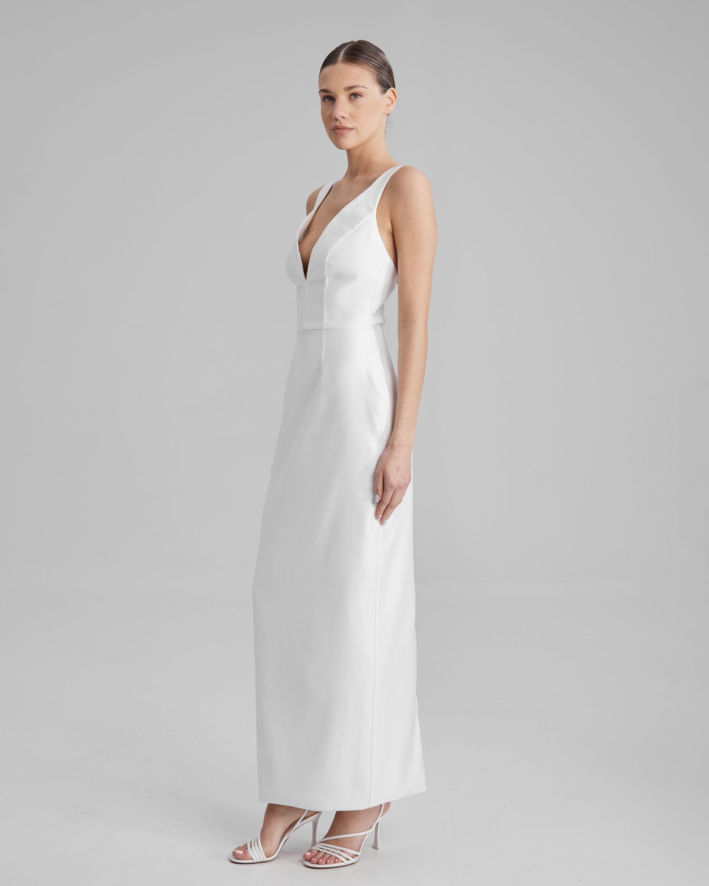 AVA DRESS | V neck pencil maxi in white