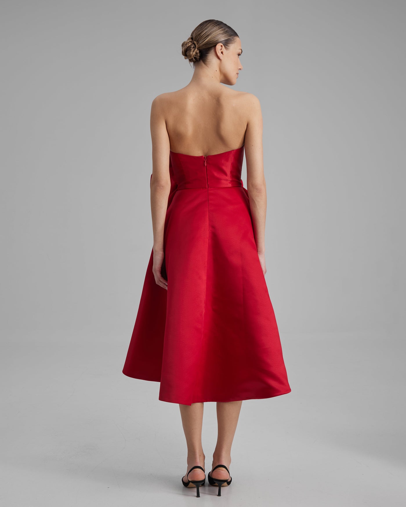 MIA DRESS + FLOWER | strapless A line midi in red