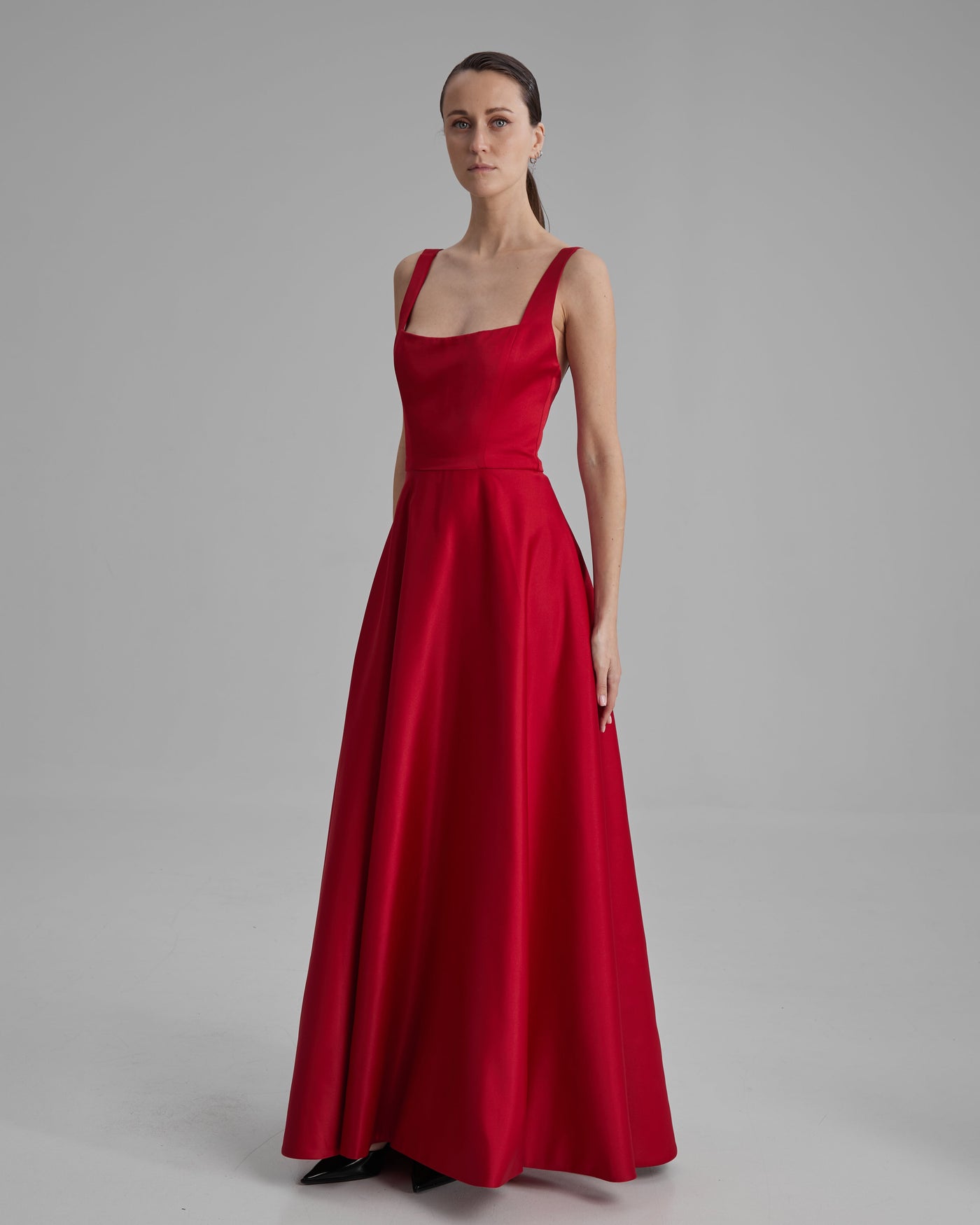 NOA DRESS | square neckline maxi in red