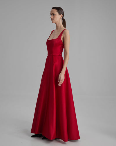 NOA DRESS | square neckline maxi in red