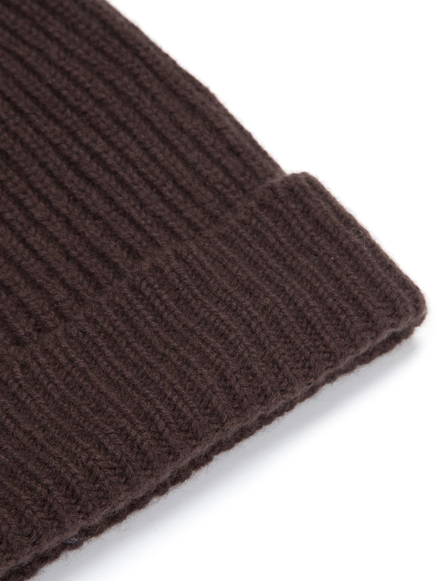 Chocolate knitted cashmere beanie