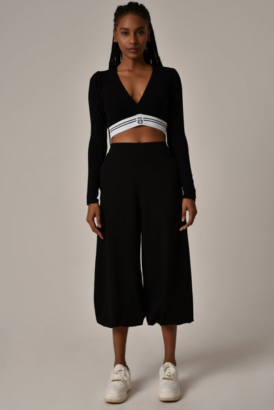 Deep V Crop Top Black/White