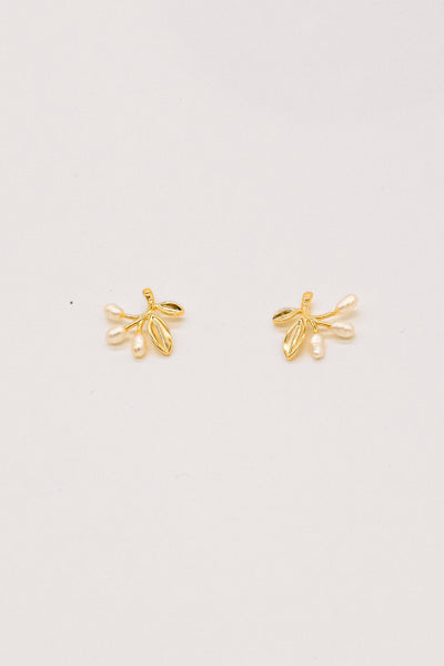 Leaf Pearl Stud Earrings