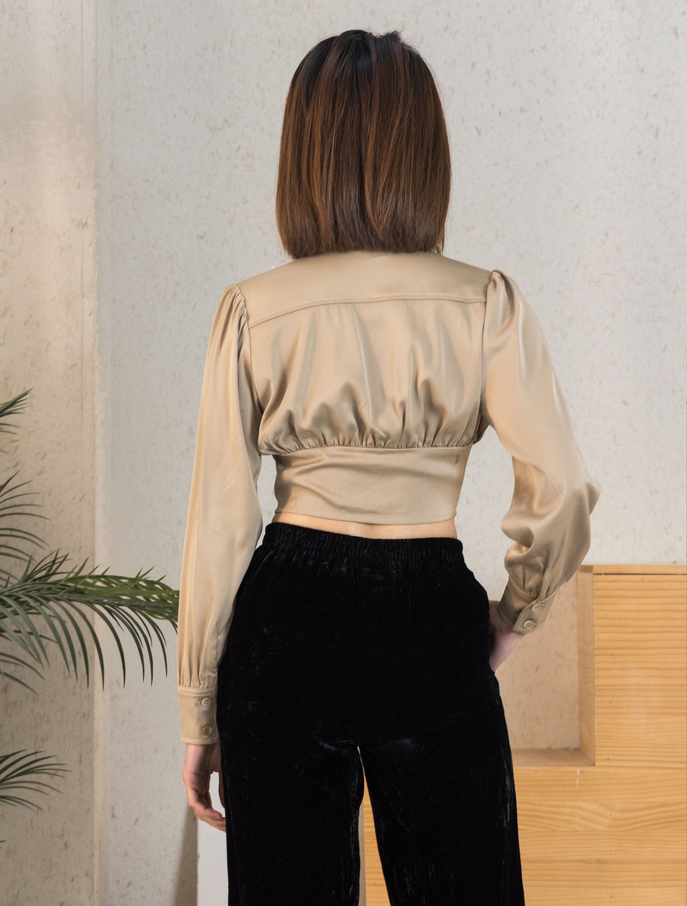 WOMENS SILK CROPPED SHIRT