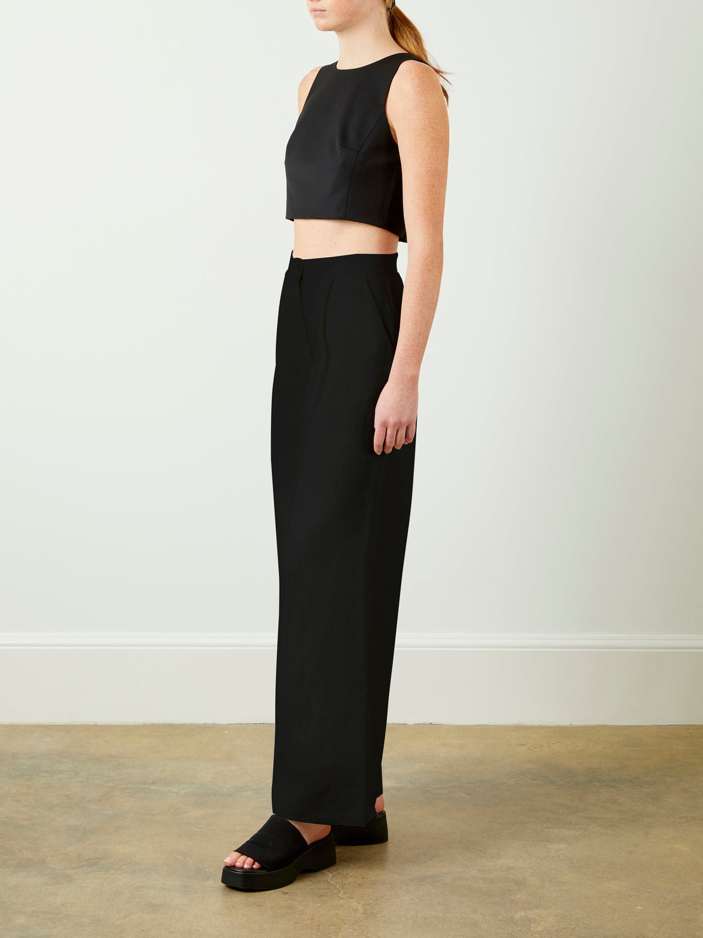 Wide Leg Linen Trouser