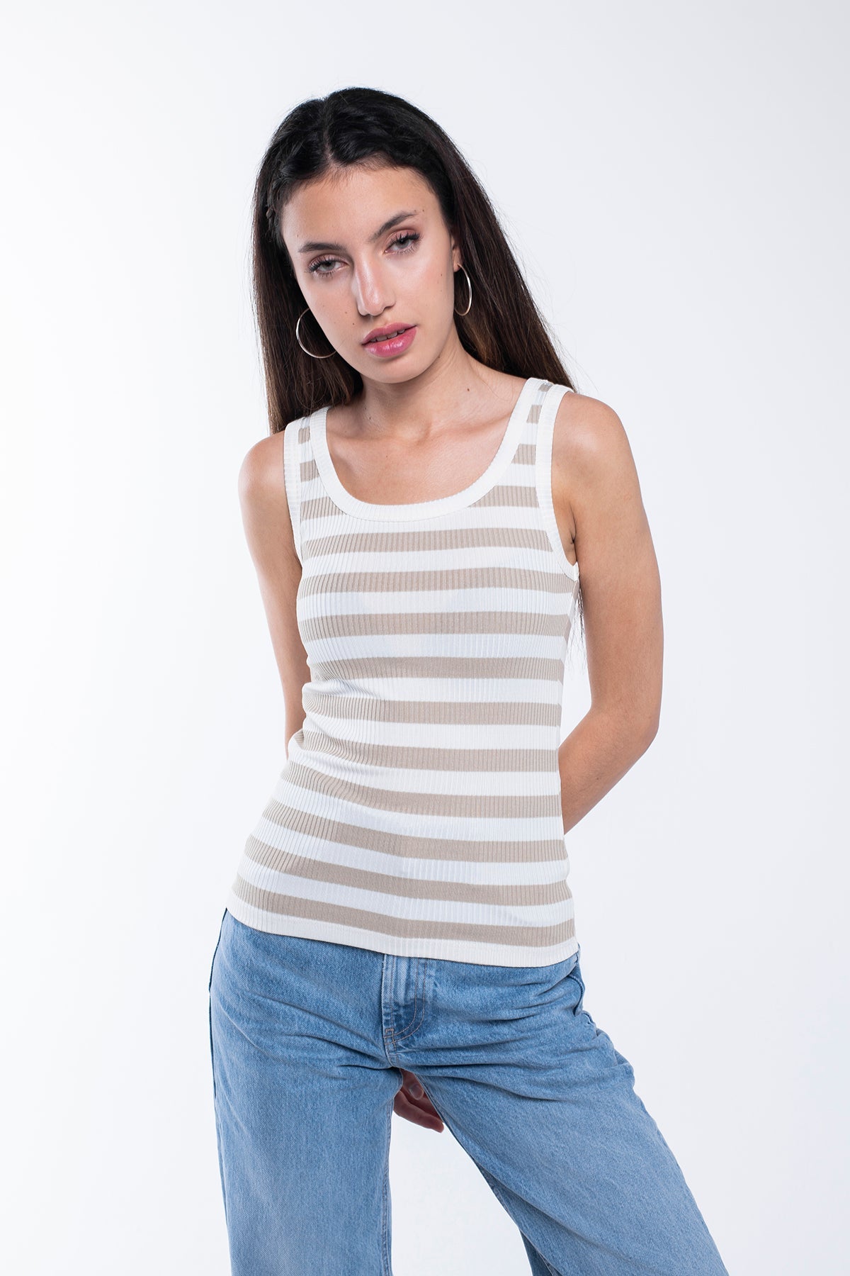     Striped-vest-beige-1