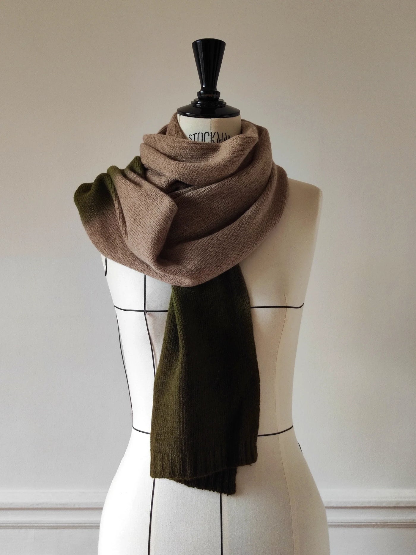 Gradient dip dye bi-color cashmere scarf