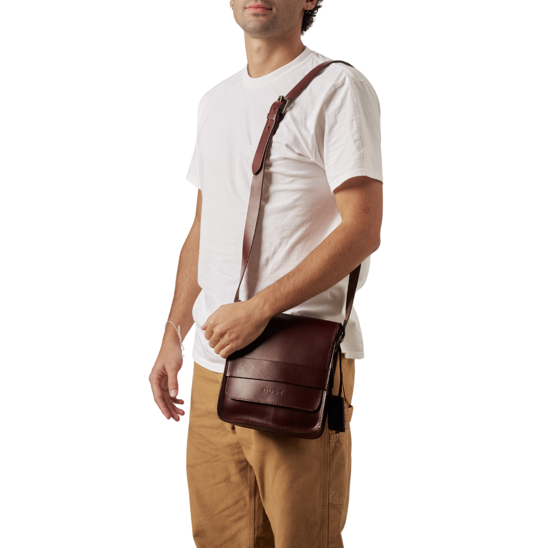 Leather Messenger Dark Brown Mod 114