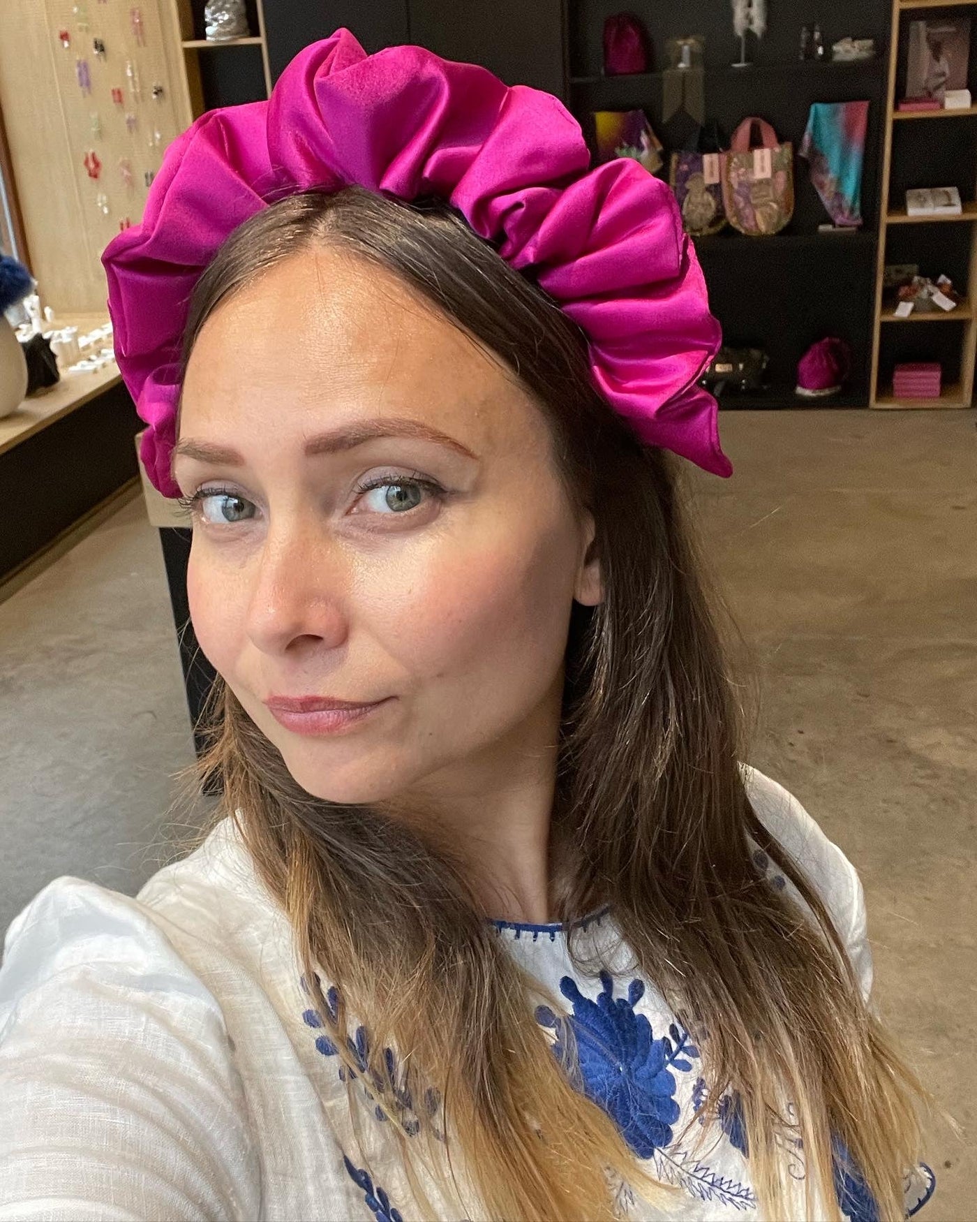 Iris fuchsia satin headband